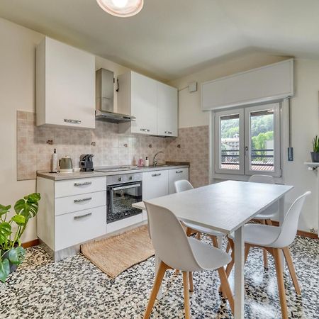 La Mansarda Apartment โกโม ภายนอก รูปภาพ