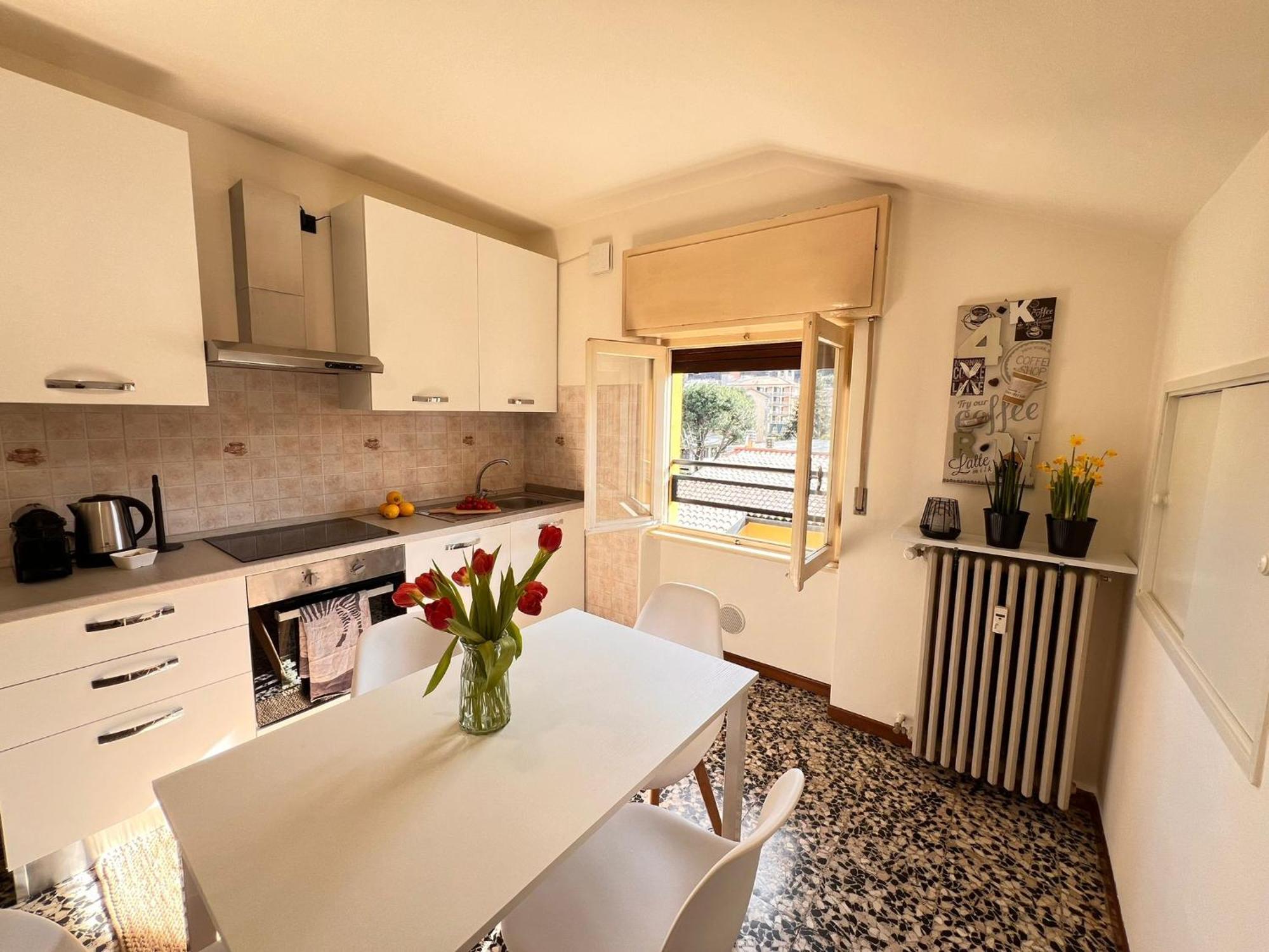 La Mansarda Apartment โกโม ภายนอก รูปภาพ