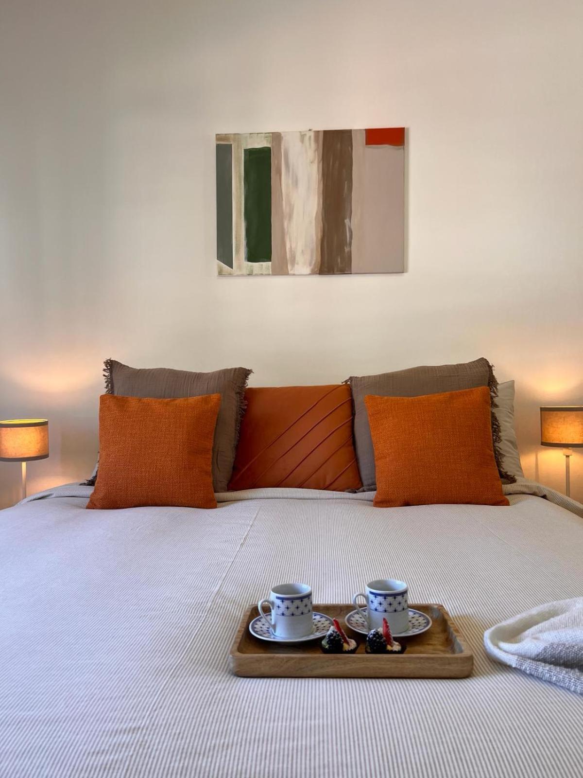 La Mansarda Apartment โกโม ภายนอก รูปภาพ
