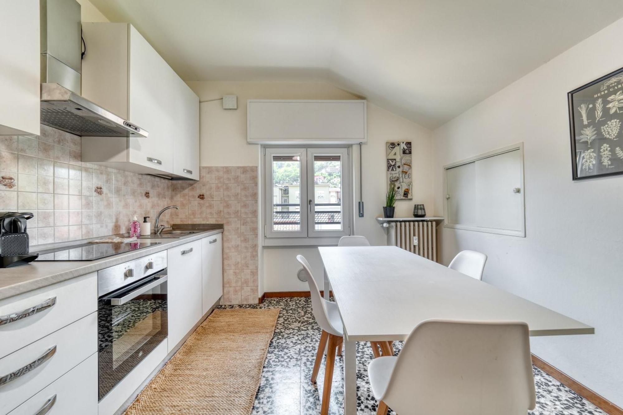 La Mansarda Apartment โกโม ภายนอก รูปภาพ