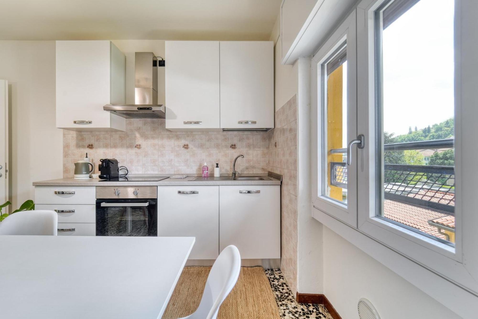 La Mansarda Apartment โกโม ภายนอก รูปภาพ